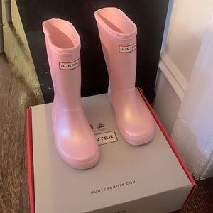 Hunter pink shimmer rain boots (kids)